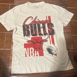 White Chicago Bulls T-shirt